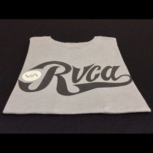 *GENTLY WORN* $20 - RVCA T-Shirt : MED